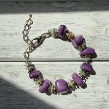 Load image into Gallery viewer, Phosphosiderite &amp; Shell Bracelet