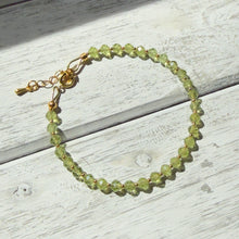 Load image into Gallery viewer, Delicate Faceted Peridot Bracelet