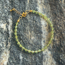 Load image into Gallery viewer, Delicate Faceted Peridot Bracelet