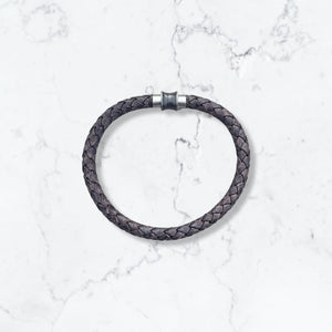 Oliver - Bracelets