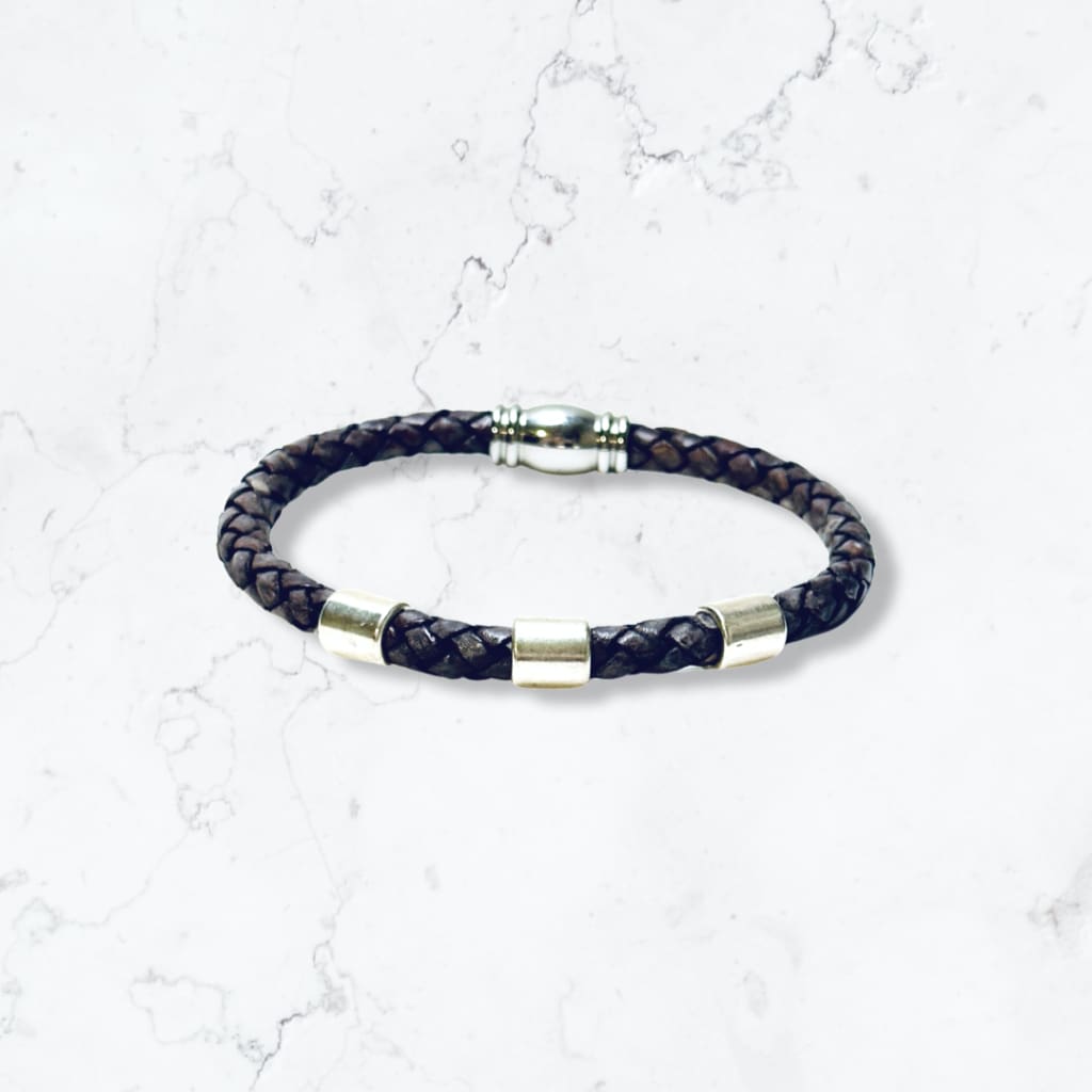 William - Bracelets