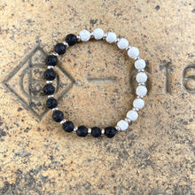 Load image into Gallery viewer, Yin Yang - Bracelet